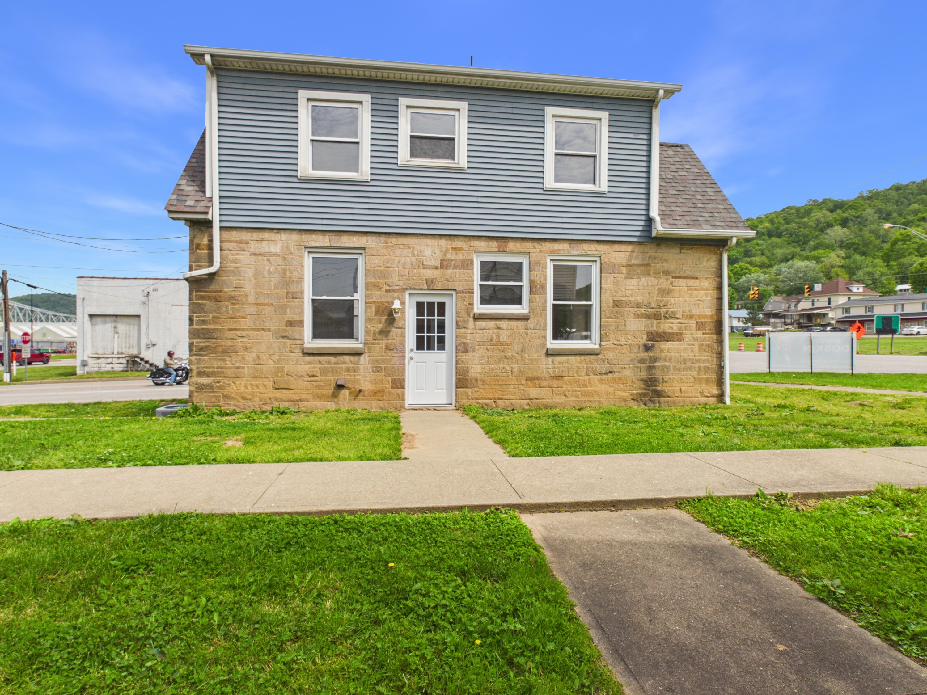 Property thumbnail image